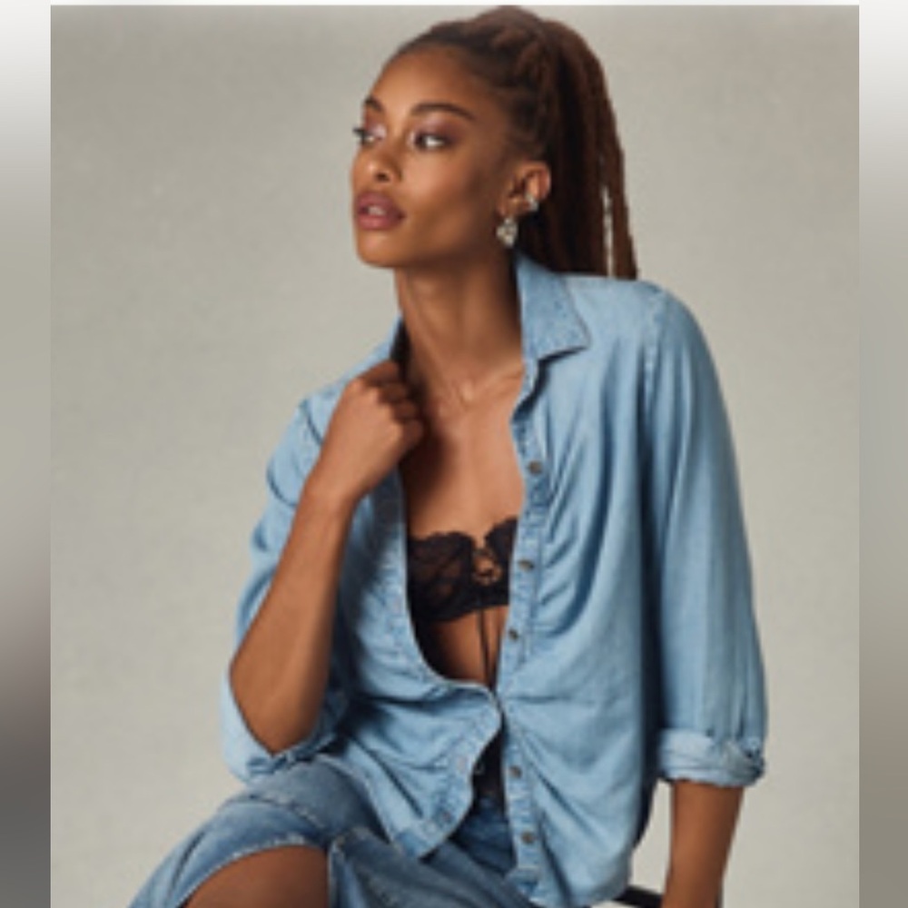 Anthropologie Cloth & Stone Denim 100 percent tencel button down shirt